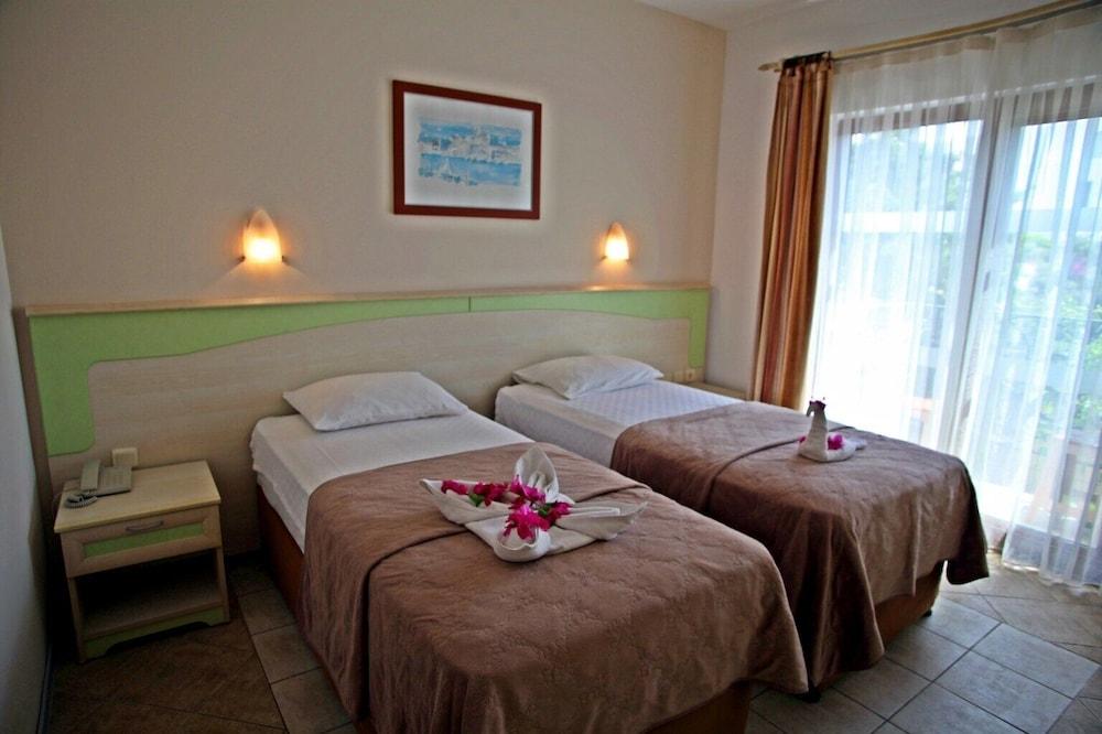 Serpina Hotel (Adults Only) Бодрум Экстерьер фото