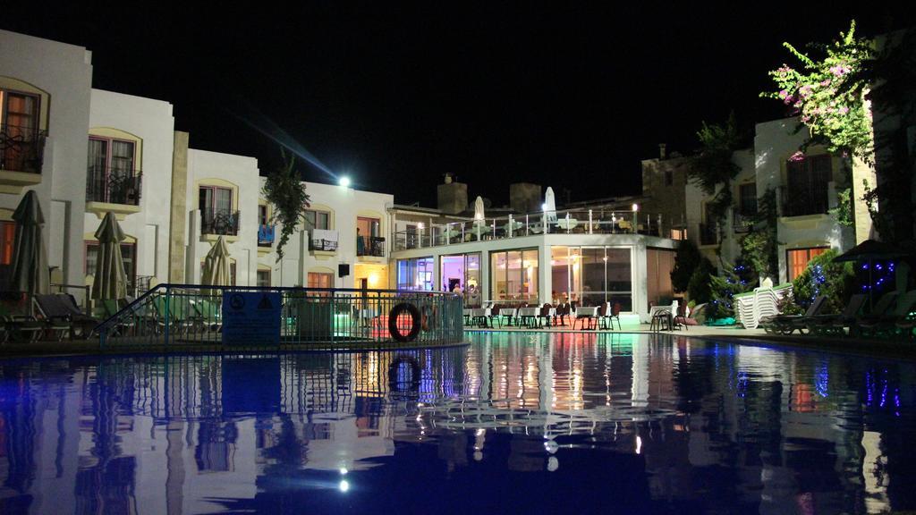 Serpina Hotel (Adults Only) Бодрум Экстерьер фото